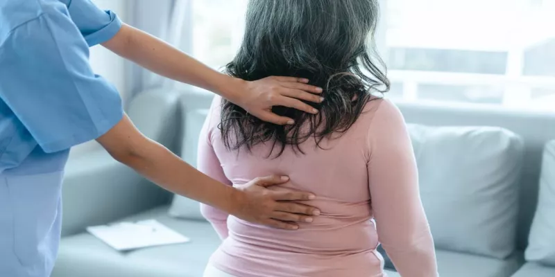 Gli anziani e la fibromialgia: un percorso di supporto per le famiglie